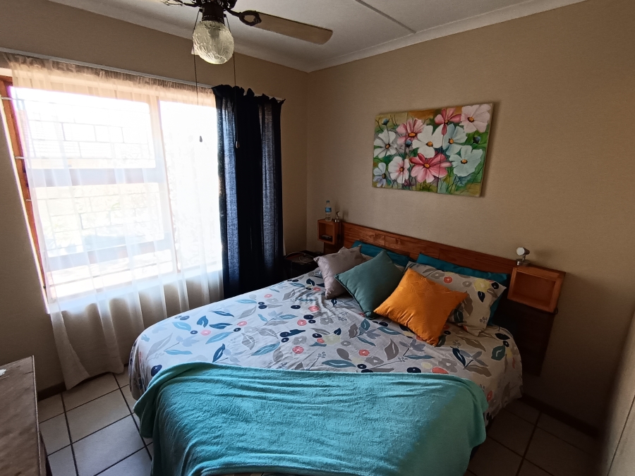 3 Bedroom Property for Sale in Wavecrest Eastern Cape